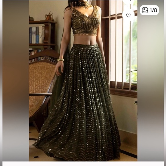 Elegant Gold and Green Lehenga Skirt - Picture 1 of 3